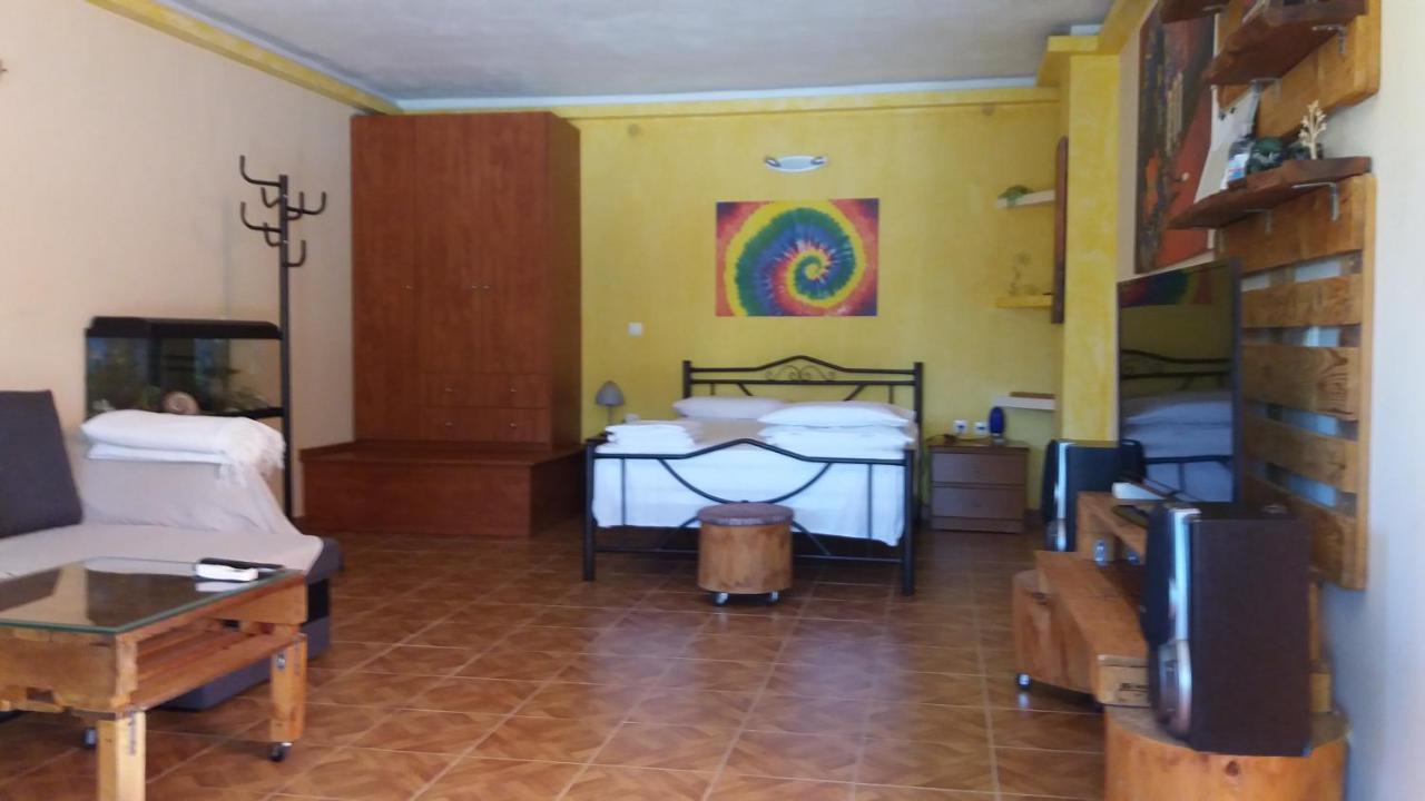 Village Life Studio Kanakádes Extérieur photo