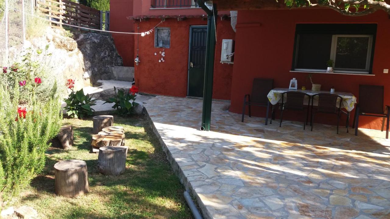 Village Life Studio Kanakádes Extérieur photo