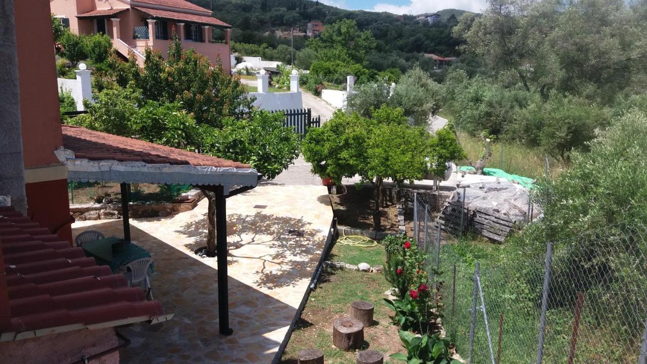Village Life Studio Kanakádes Extérieur photo