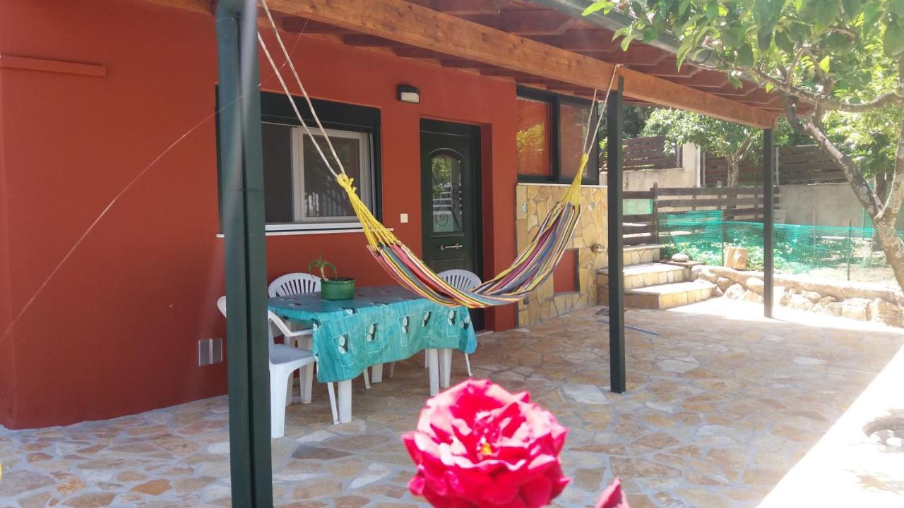 Village Life Studio Kanakádes Extérieur photo
